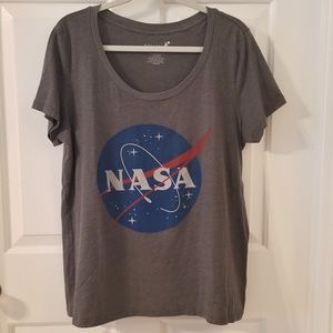 Torrid NASA gray tee shirt